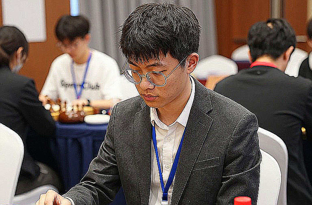 यूरोपियन क्लब कप का स्कोर नहीं मिला, विषय-सूची मिली: ChessBase Magazine #225 की रसीद